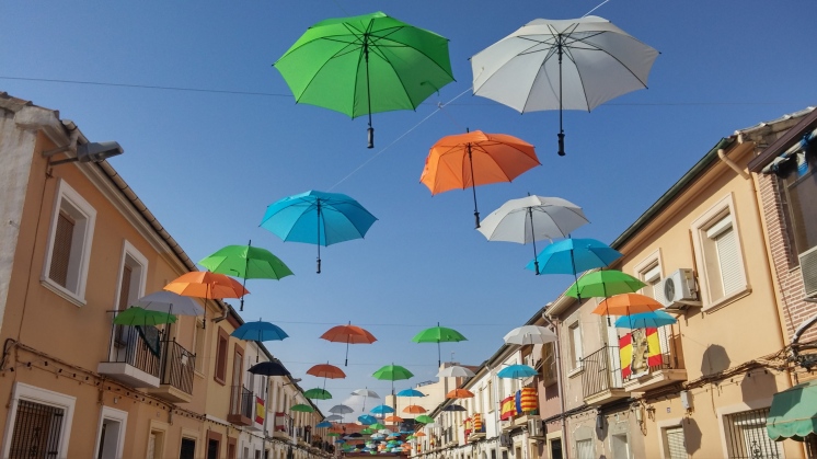 urban umbrellas by pabloschillon